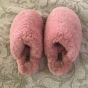 UGG kids size 10 Slippers